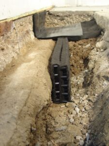 crawl space waterproofing drainage