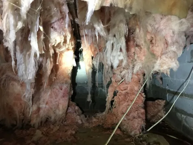 Water soaked fiberglass batt insulation crawl space humidity